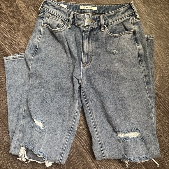 Ripped Mom Jeans - Picture 1 of 4